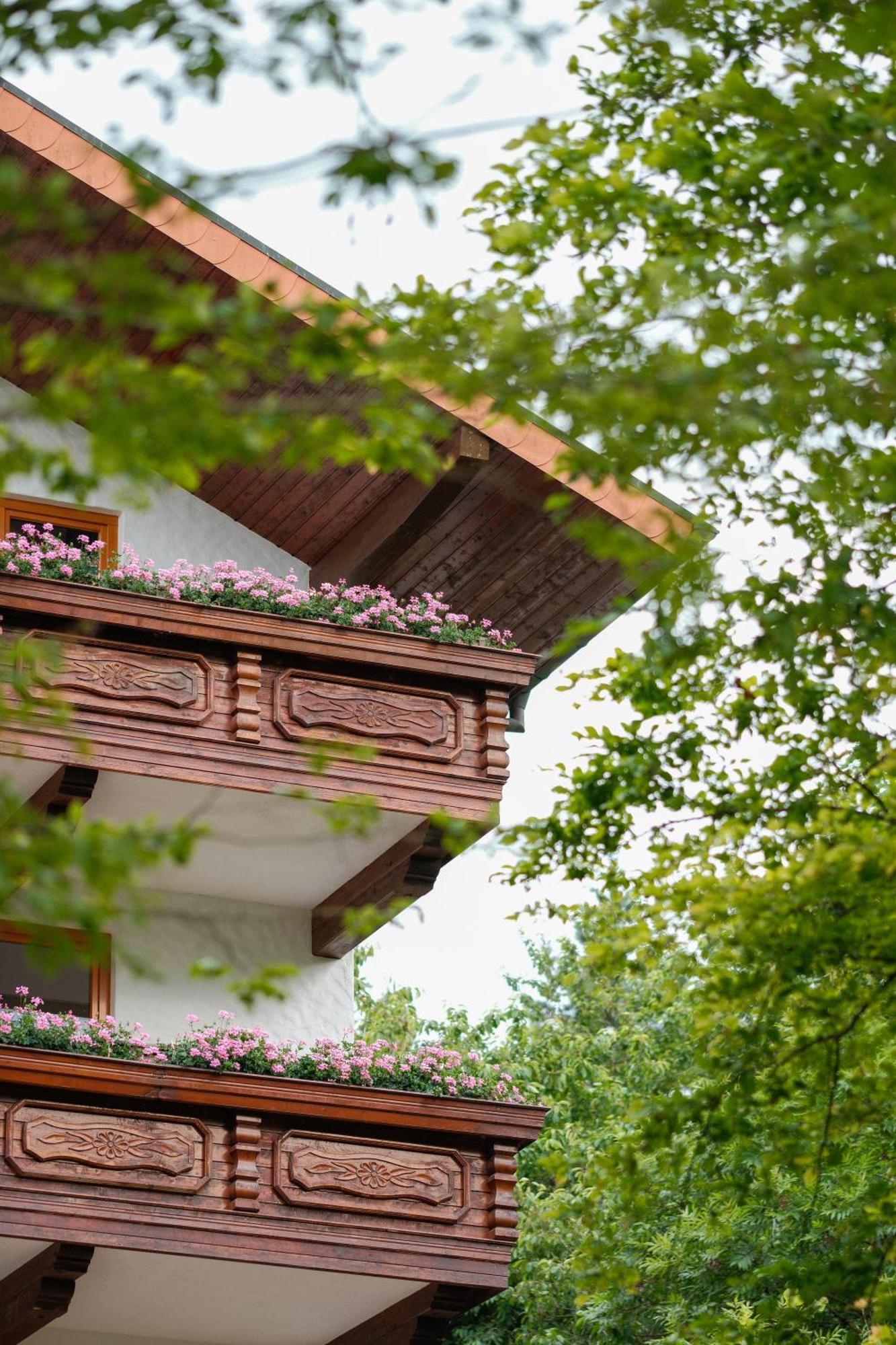 Hotel-Restaurant Kreuzberghof Tagungs- Und Veranstaltungshotel Tiefenbach (Heilbronn) Exterior foto